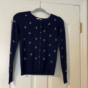 3/$25 Women’s navy and white button up cardigan